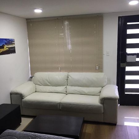 Apta Estudio Bien Ubicado Bogotá Extérieur photo